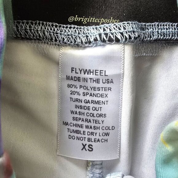 FLYWHEEL Cropped Multi-colored Legging - Picture 6 of 6